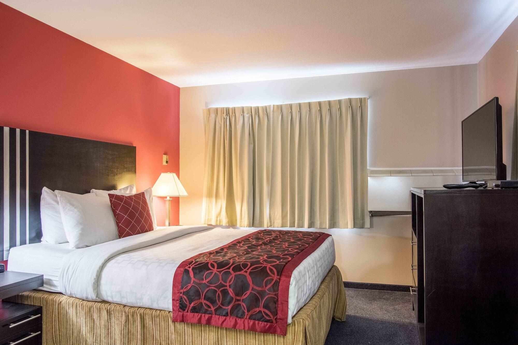 Ramada Limited 100 Mile House Otel Dış mekan fotoğraf