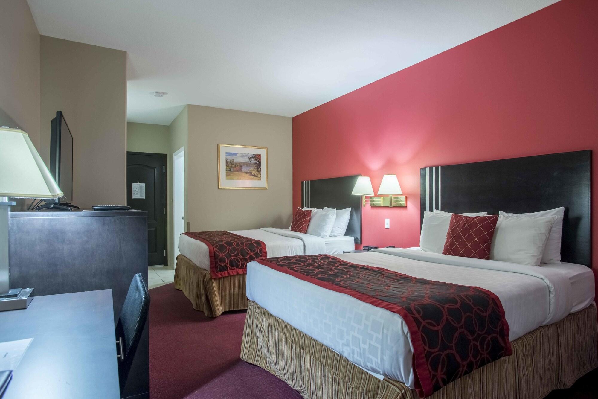 Ramada Limited 100 Mile House Otel Dış mekan fotoğraf